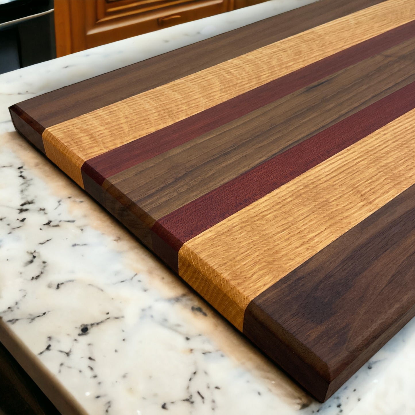 TRIPLE BLEND CUTTING BOARD