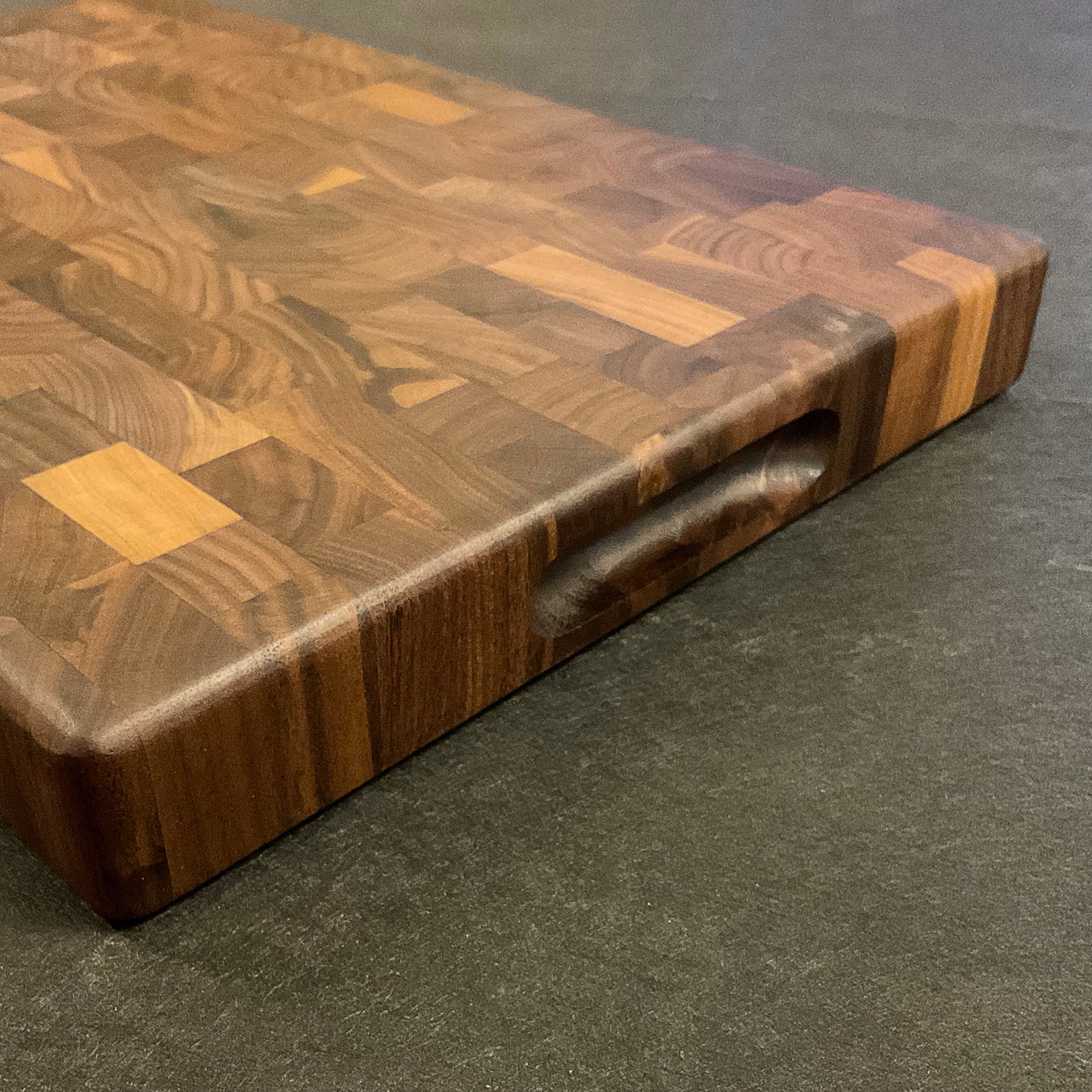 BLACK WALNUT END GRAIN CUTTING BOARD