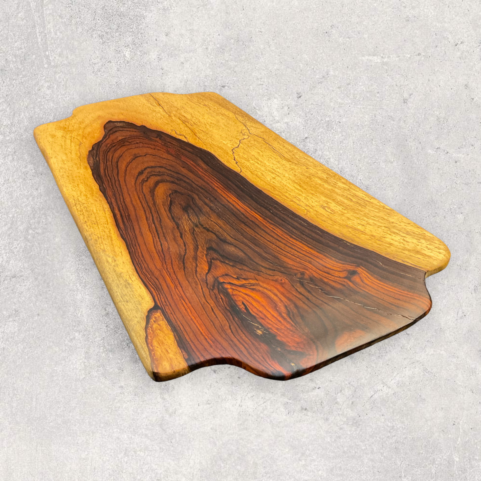 Wooden serving board - Exotic cutting board